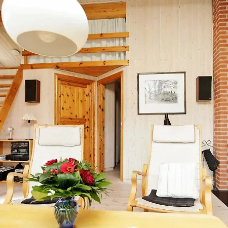 6 Person Holiday In Fjerritslev *